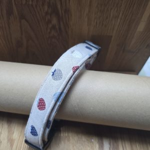Strawberry Print Collar Large