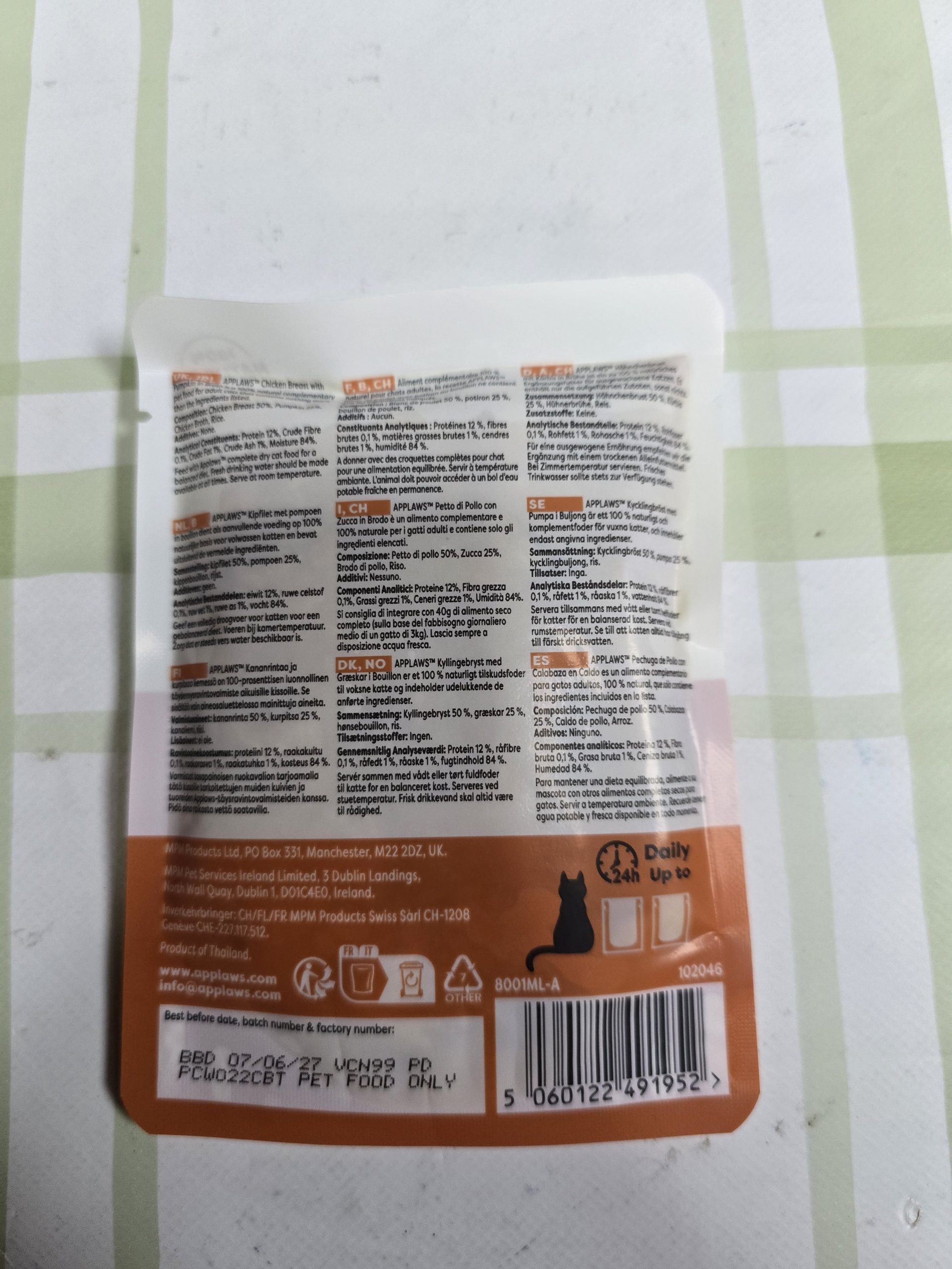 Applaws Chicken Breast With Pumpkin In Broth - Image 2